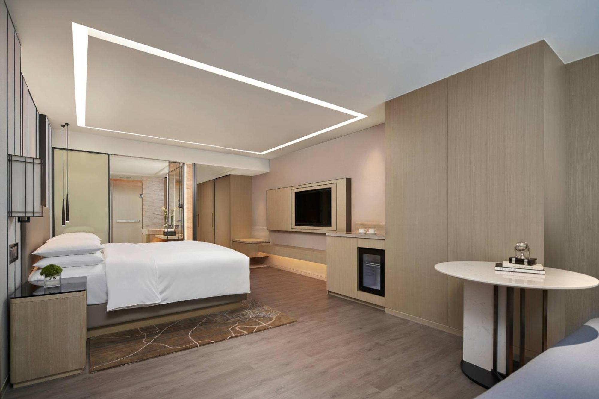 เรอแนสซองซ์ เซินเจิ้น ลั่วหู Hotel ภายนอก รูปภาพ