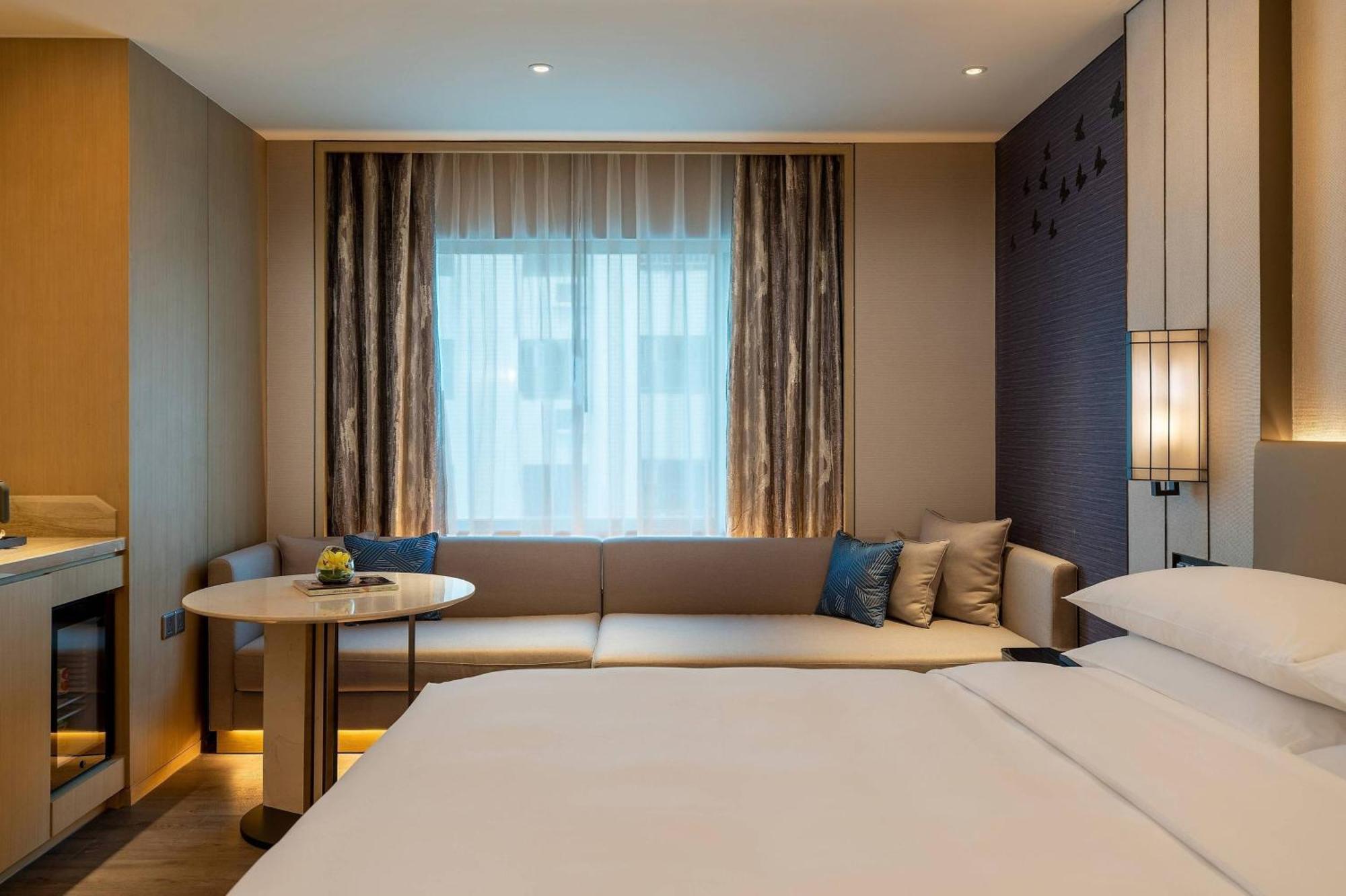 เรอแนสซองซ์ เซินเจิ้น ลั่วหู Hotel ภายนอก รูปภาพ