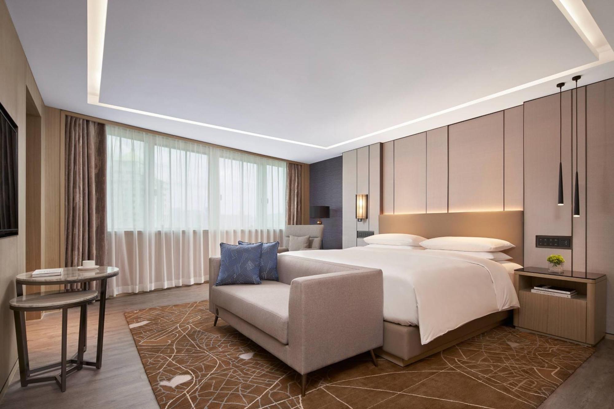 เรอแนสซองซ์ เซินเจิ้น ลั่วหู Hotel ภายนอก รูปภาพ